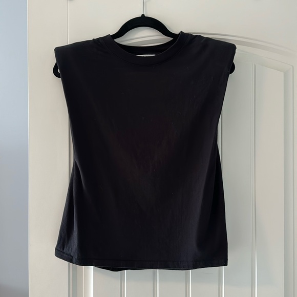 Ladies top - Picture 1 of 2